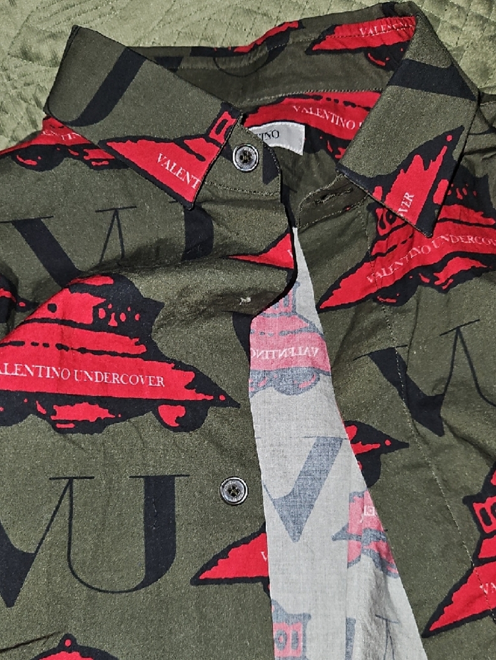Valentino Olive Green Button-Down Shirt with Red Graphic Print - Picture 7 of 8
